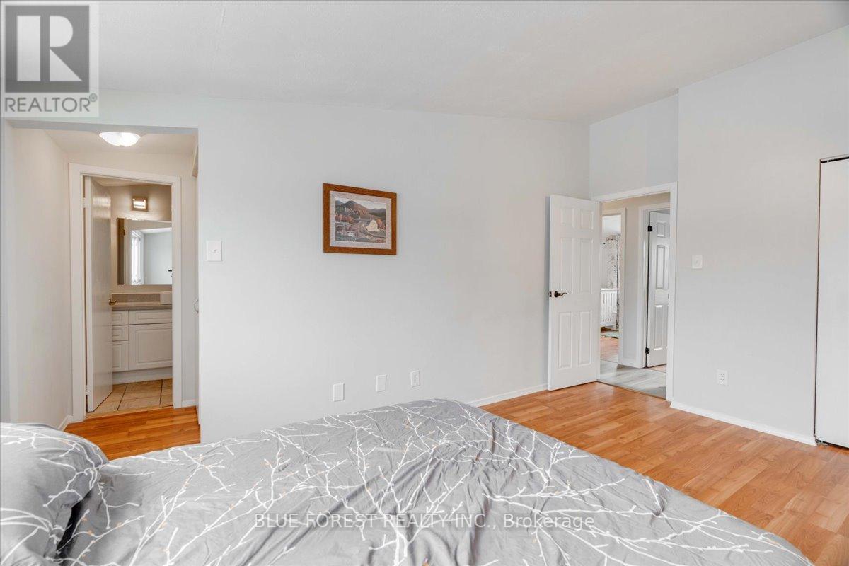 50 - 1460 Limberlost Road, London North, Ontario  N6G 2C6 - Photo 30 - X12661660