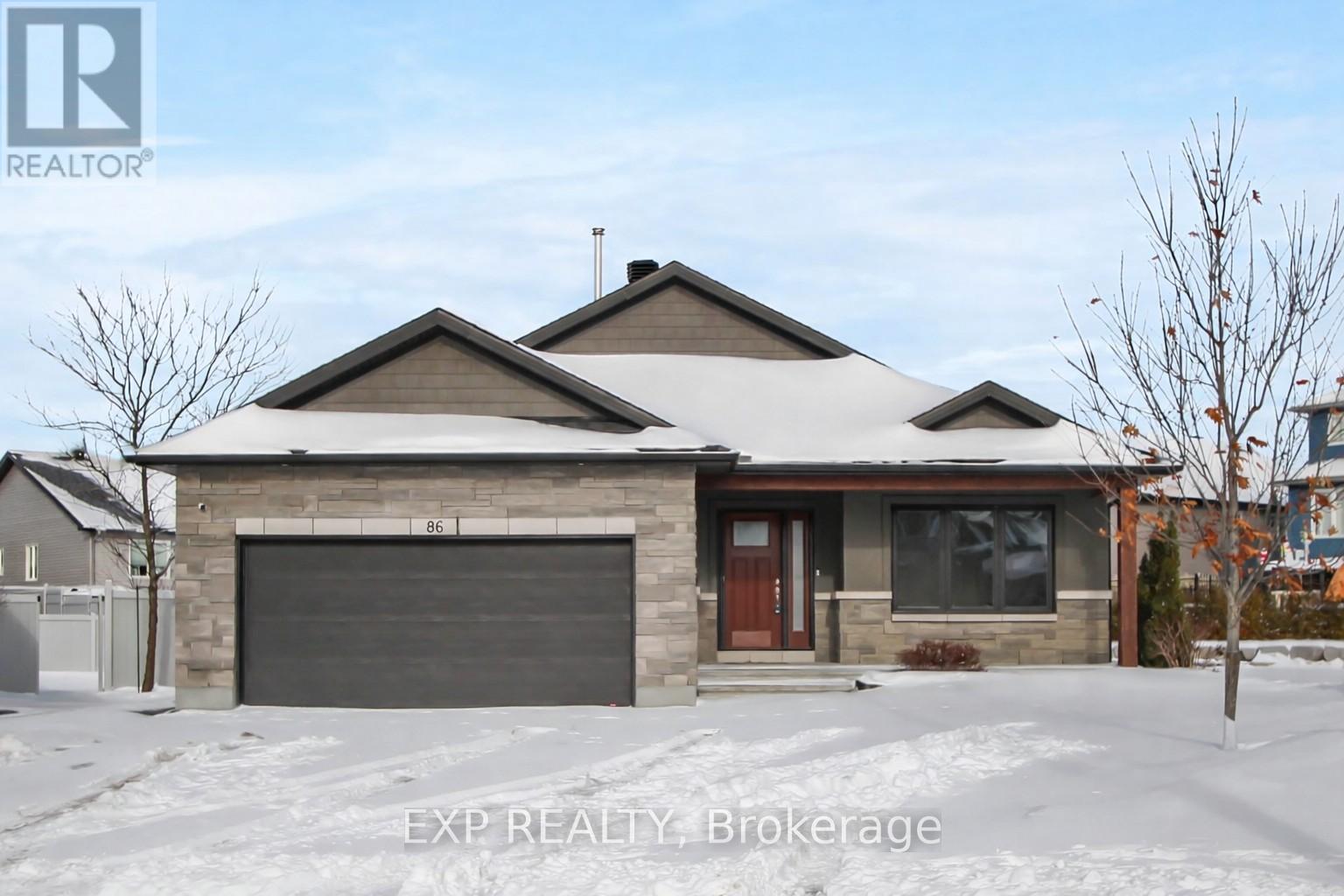 86 Horton Street, Mississippi Mills, Ontario  K0A 1A0 - Photo 1 - X12661704