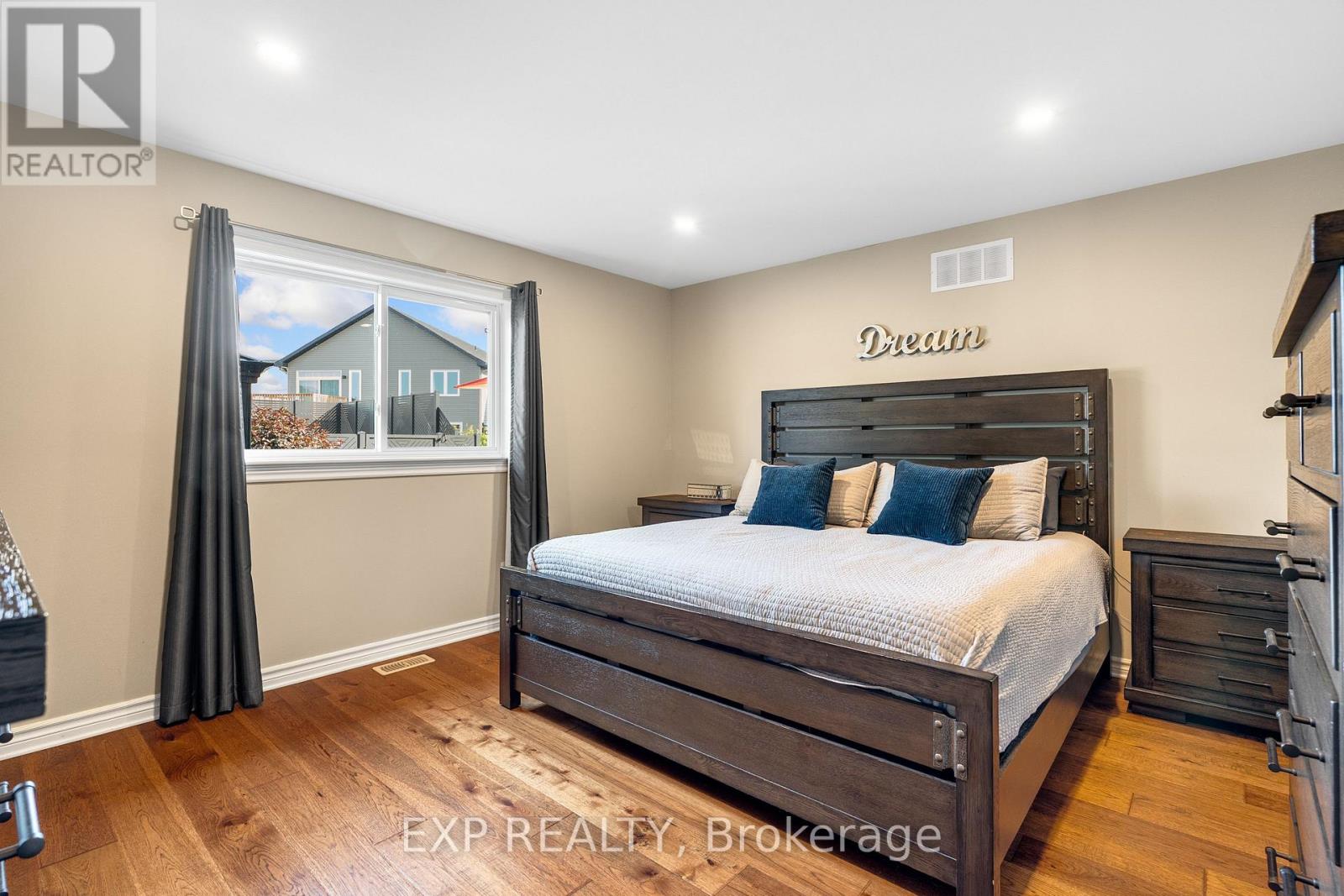 86 Horton Street, Mississippi Mills, Ontario  K0A 1A0 - Photo 21 - X12661704