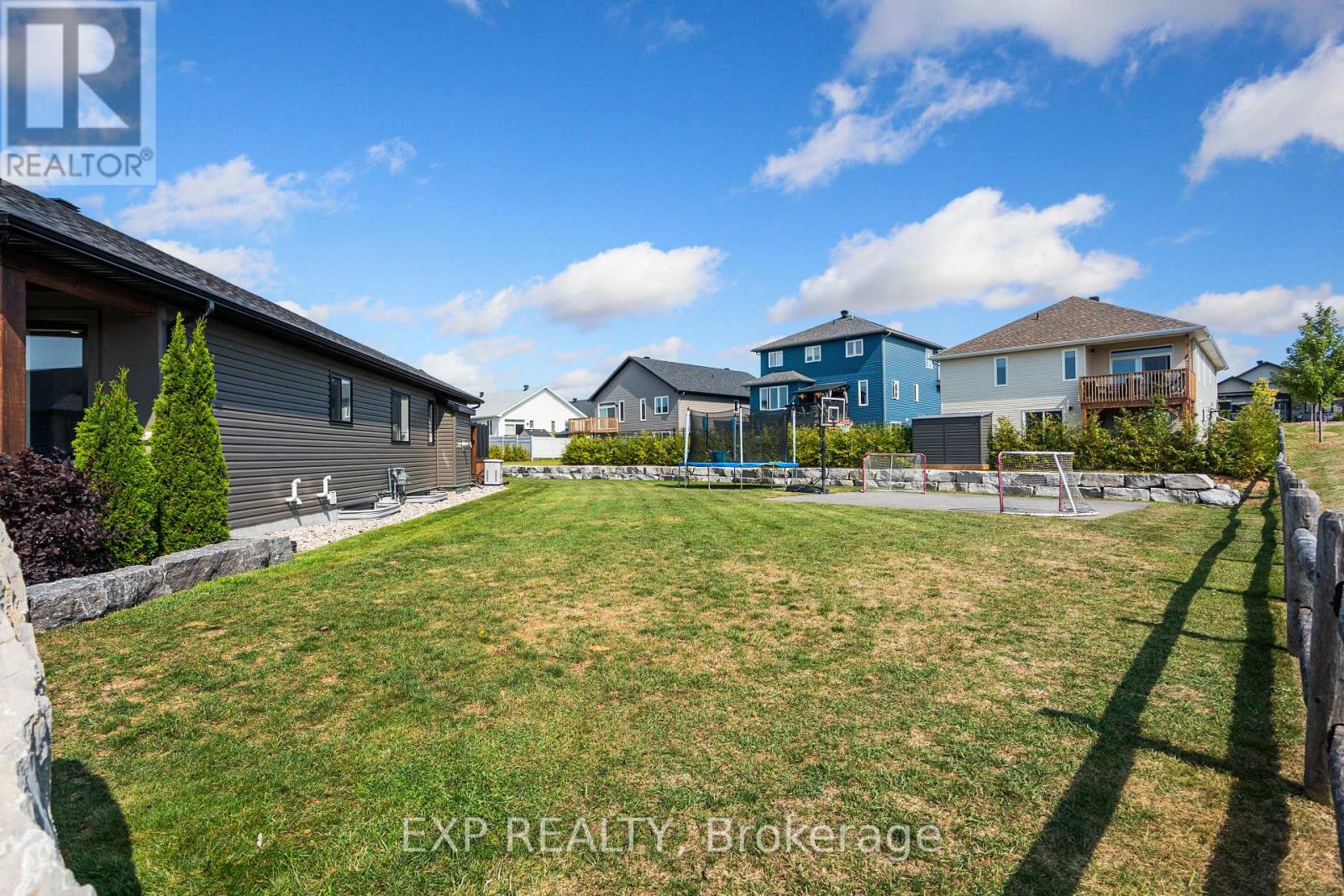 86 Horton Street, Mississippi Mills, Ontario  K0A 1A0 - Photo 45 - X12661704