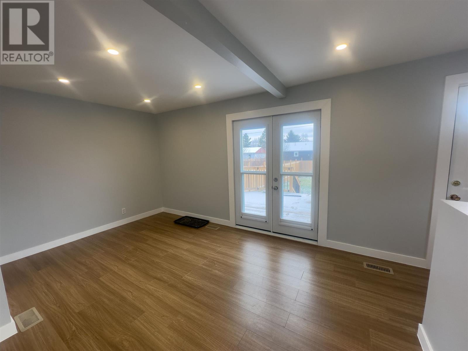 129 John St, Geraldton, Ontario  P0T 1M0 - Photo 6 - TB252641