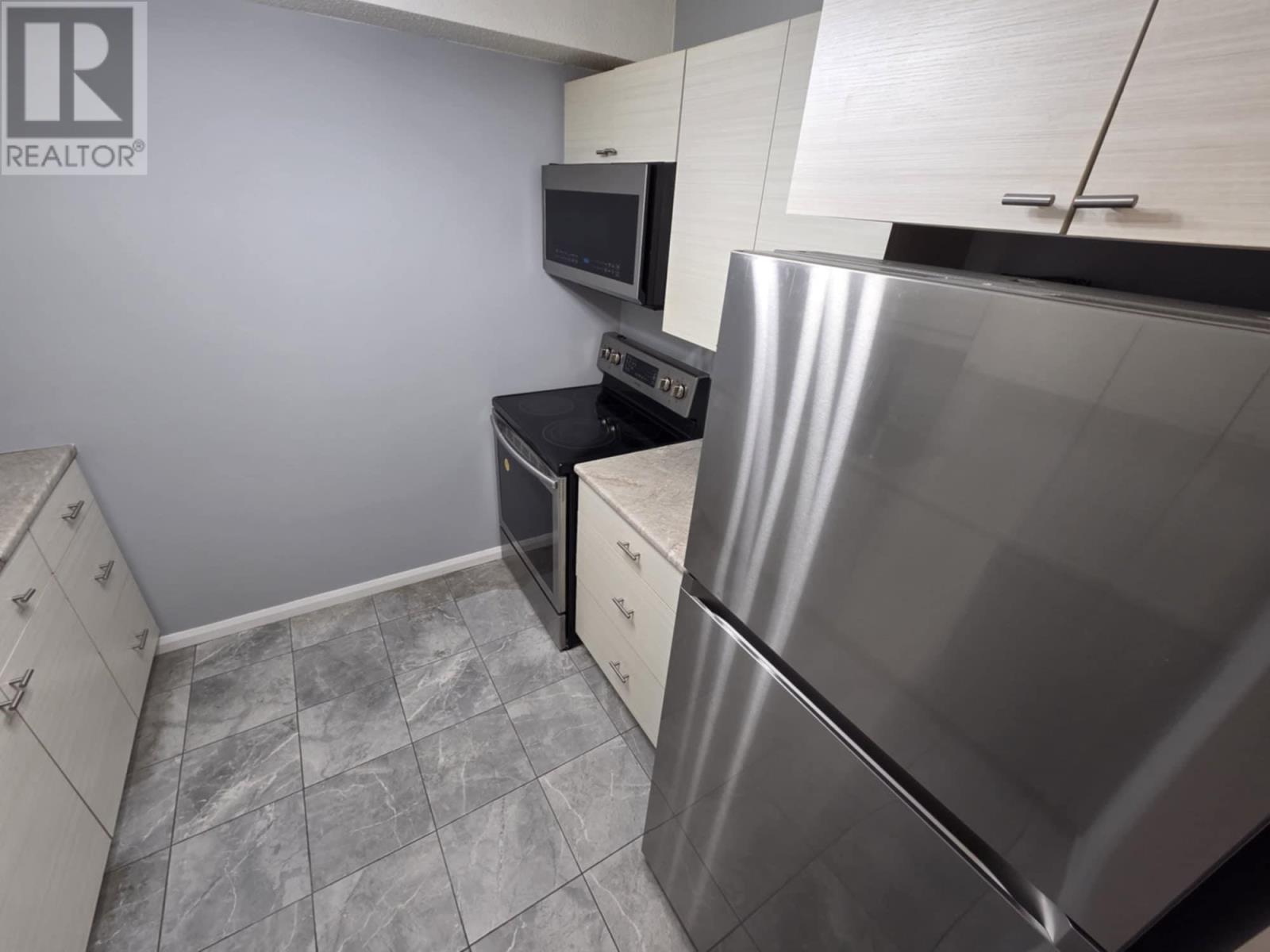 140 725 James St S, Thunder Bay, Ontario  P7E 6N3 - Photo 8 - TB253686