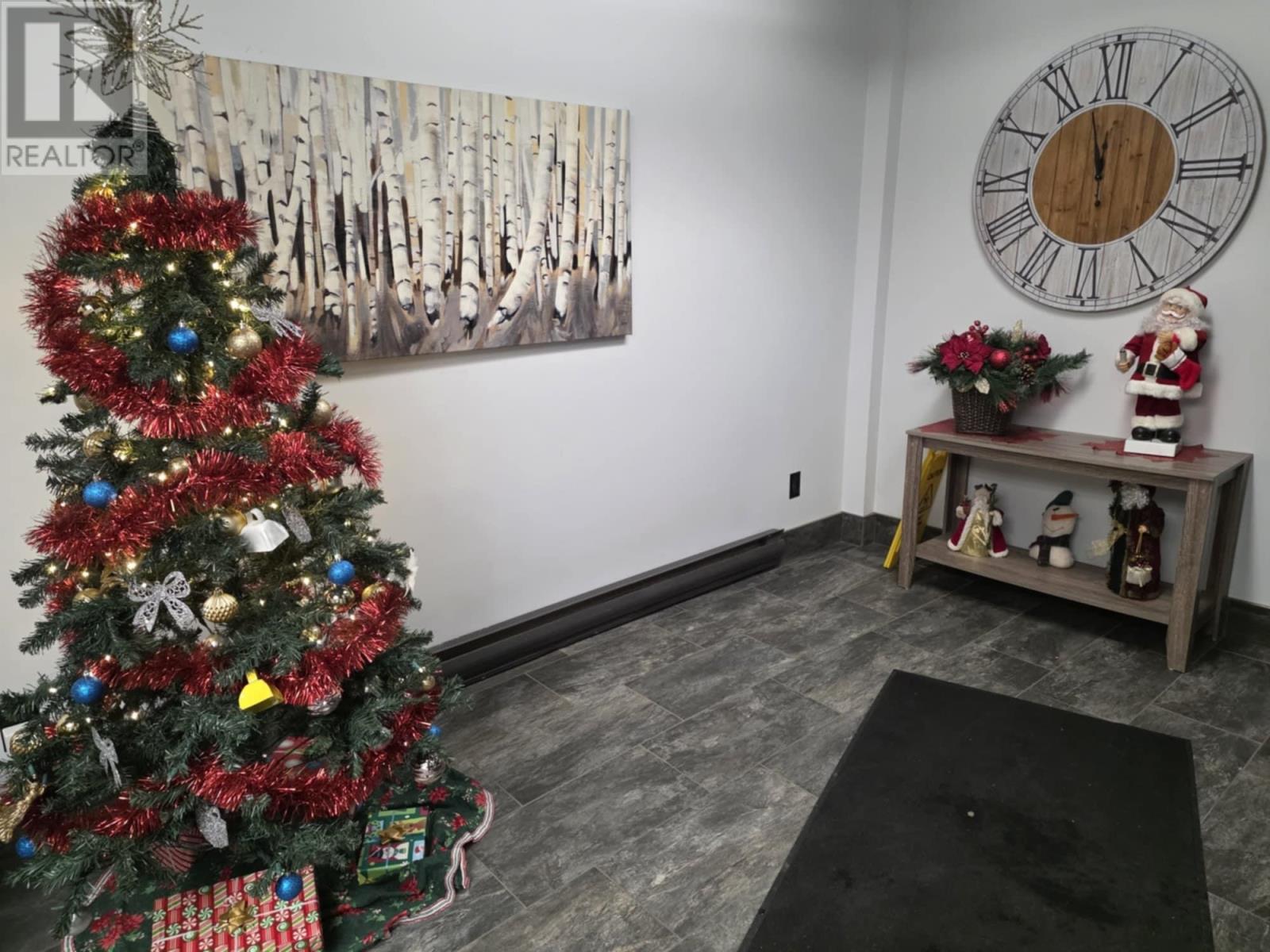 140 725 James St S, Thunder Bay, Ontario  P7E 6N3 - Photo 38 - TB253686