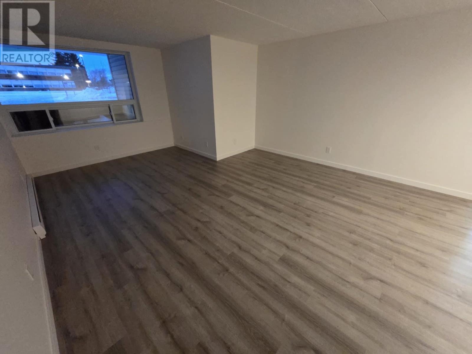 140 725 James St S, Thunder Bay, Ontario  P7E 6N3 - Photo 35 - TB253686