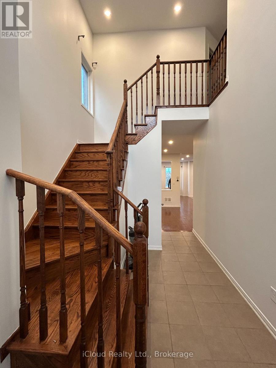 2381 Secreto Drive, Oshawa (Windfields), Ontario  L1H 7K4 - Photo 2 - E12659444