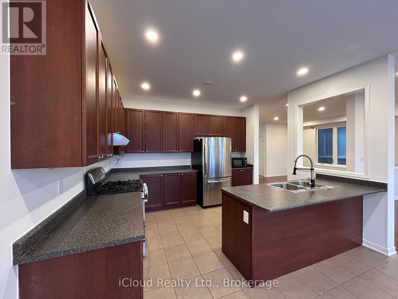 2381 Secreto Drive, Oshawa (Windfields), Ontario  L1H 7K4 - Photo 9 - E12659444