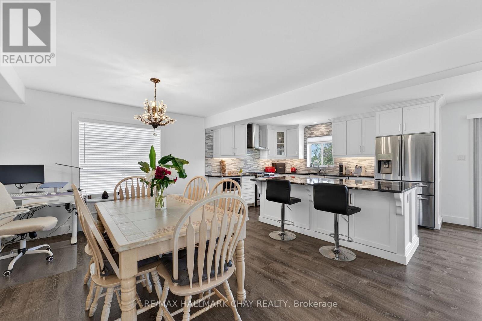 3159 Bass Lake Side Road E, Orillia, Ontario  L3V 6H2 - Photo 5 - S12461678