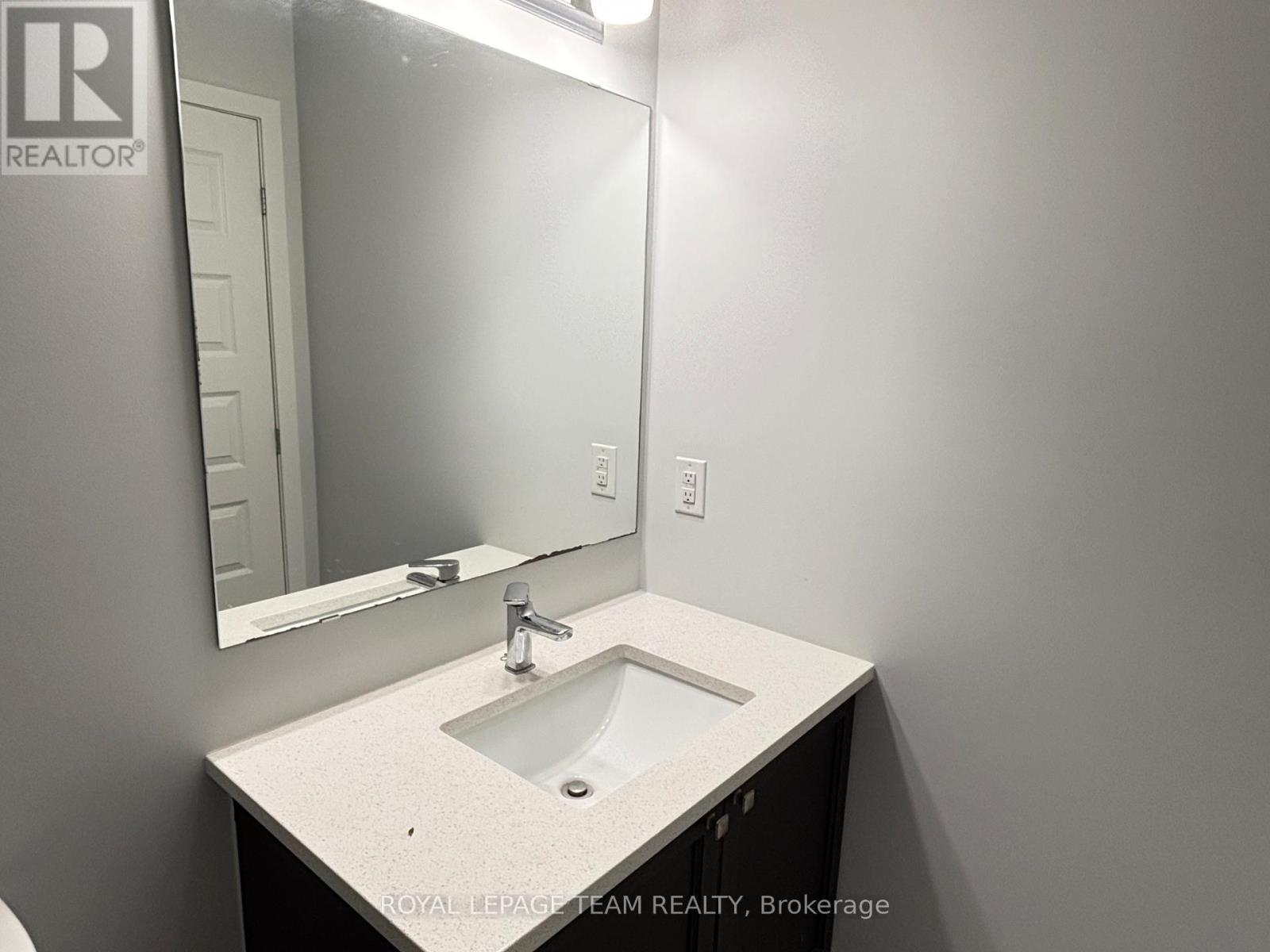 54 - 747 Chromite Private, Ottawa, Ontario  K2J 4J7 - Photo 9 - X12587734