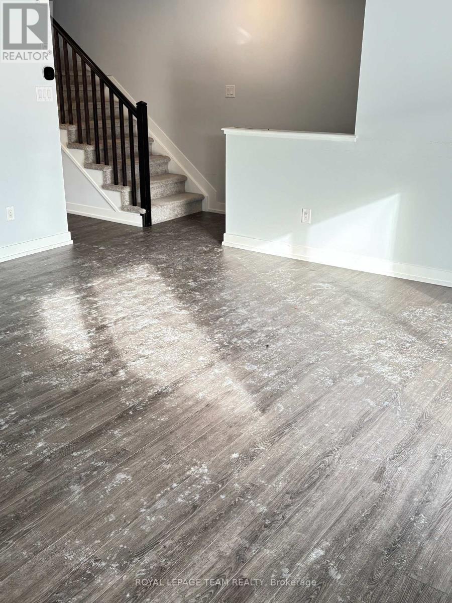 54 - 747 Chromite Private, Ottawa, Ontario  K2J 4J7 - Photo 3 - X12587734