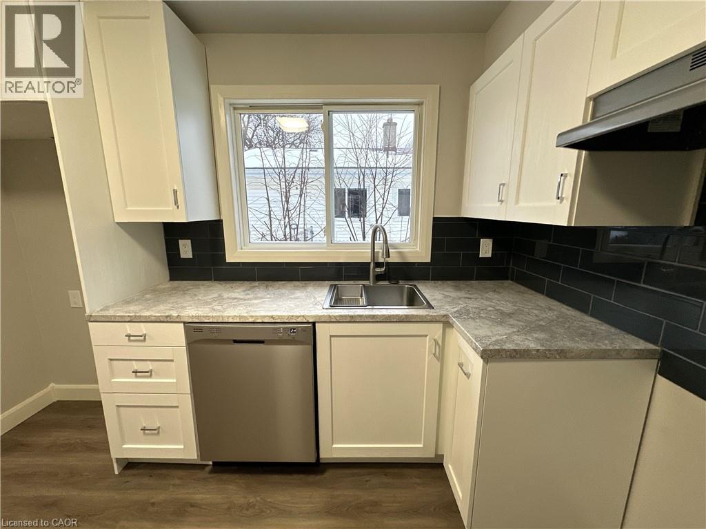 655 Gibralter Street, Delhi, Ontario  N4B 2H6 - Photo 16 - 40793223