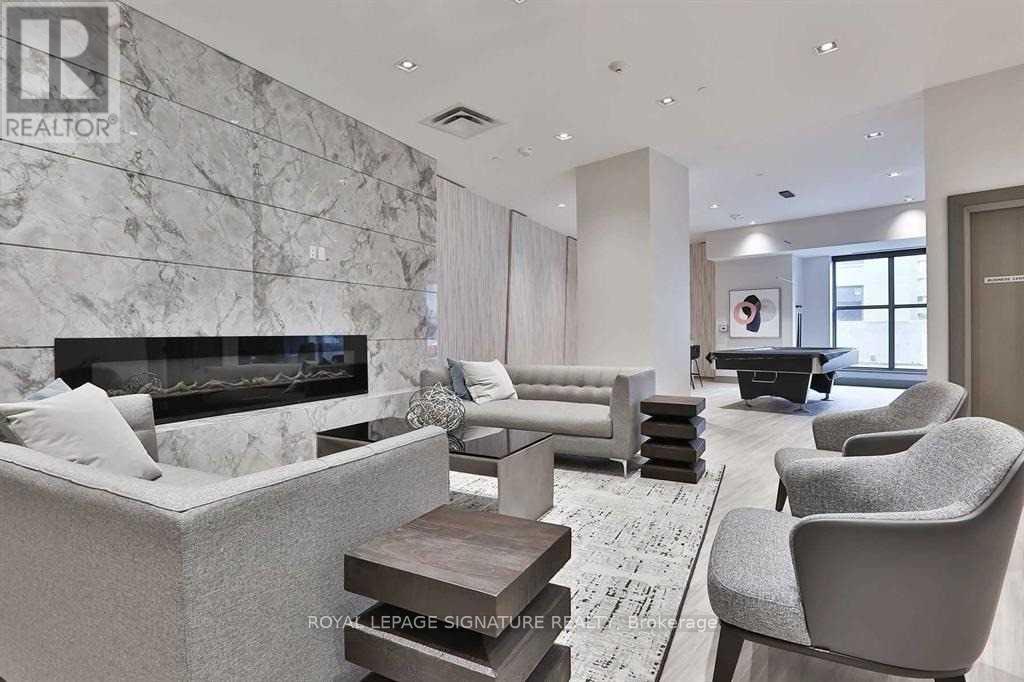 1107 - 181 Bedford Road, Toronto, Ontario  M5R 0C2 - Photo 2 - C12661550