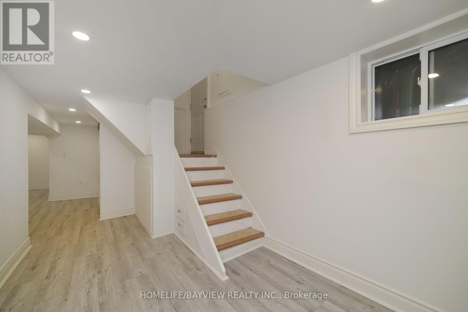 27 Cranbrooke Avenue, Toronto, Ontario  M5M 1M3 - Photo 14 - C12661738