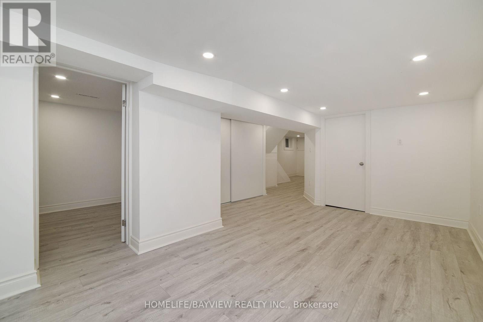 27 Cranbrooke Avenue, Toronto, Ontario  M5M 1M3 - Photo 18 - C12661738