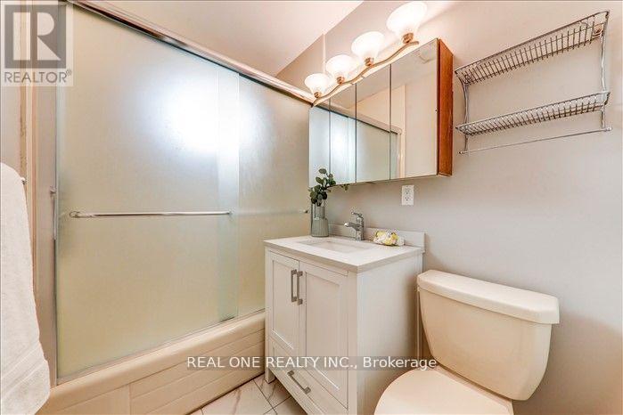 164 Ellington Drive, Toronto, Ontario  M1R 3Y3 - Photo 13 - E12661694