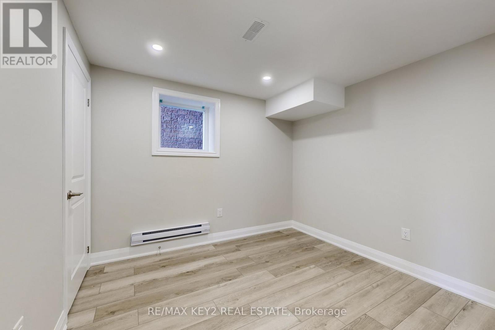 Bsmt - 1476 Mockingbird Square, Pickering, Ontario  L1X 0N8 - Photo 17 - E12661722