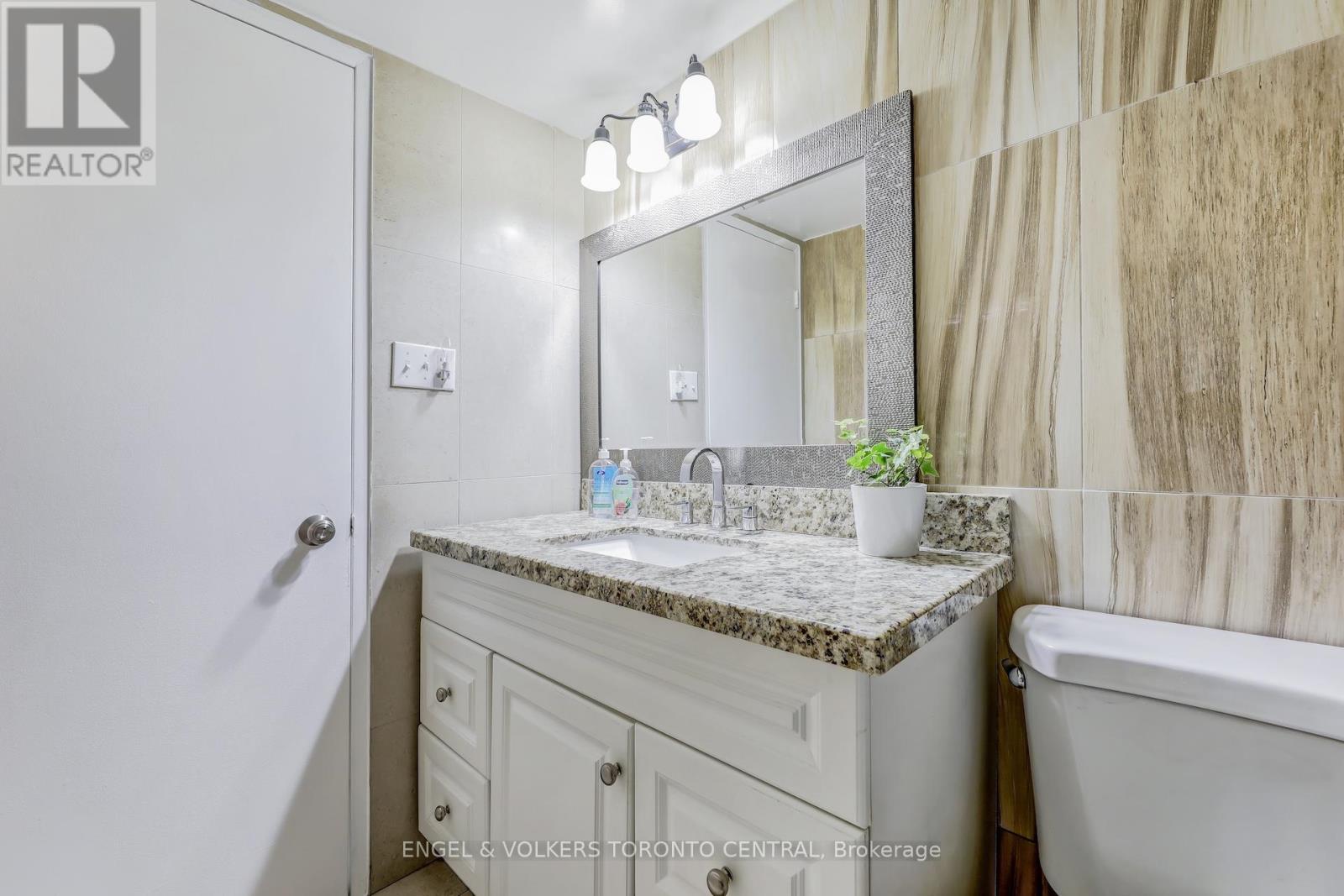 207 - 15 Sewells Road, Toronto, Ontario  M1B 3V7 - Photo 17 - E12661730