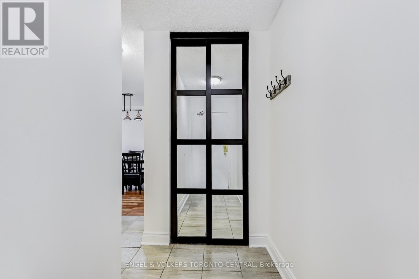 207 - 15 Sewells Road, Toronto, Ontario  M1B 3V7 - Photo 2 - E12661730