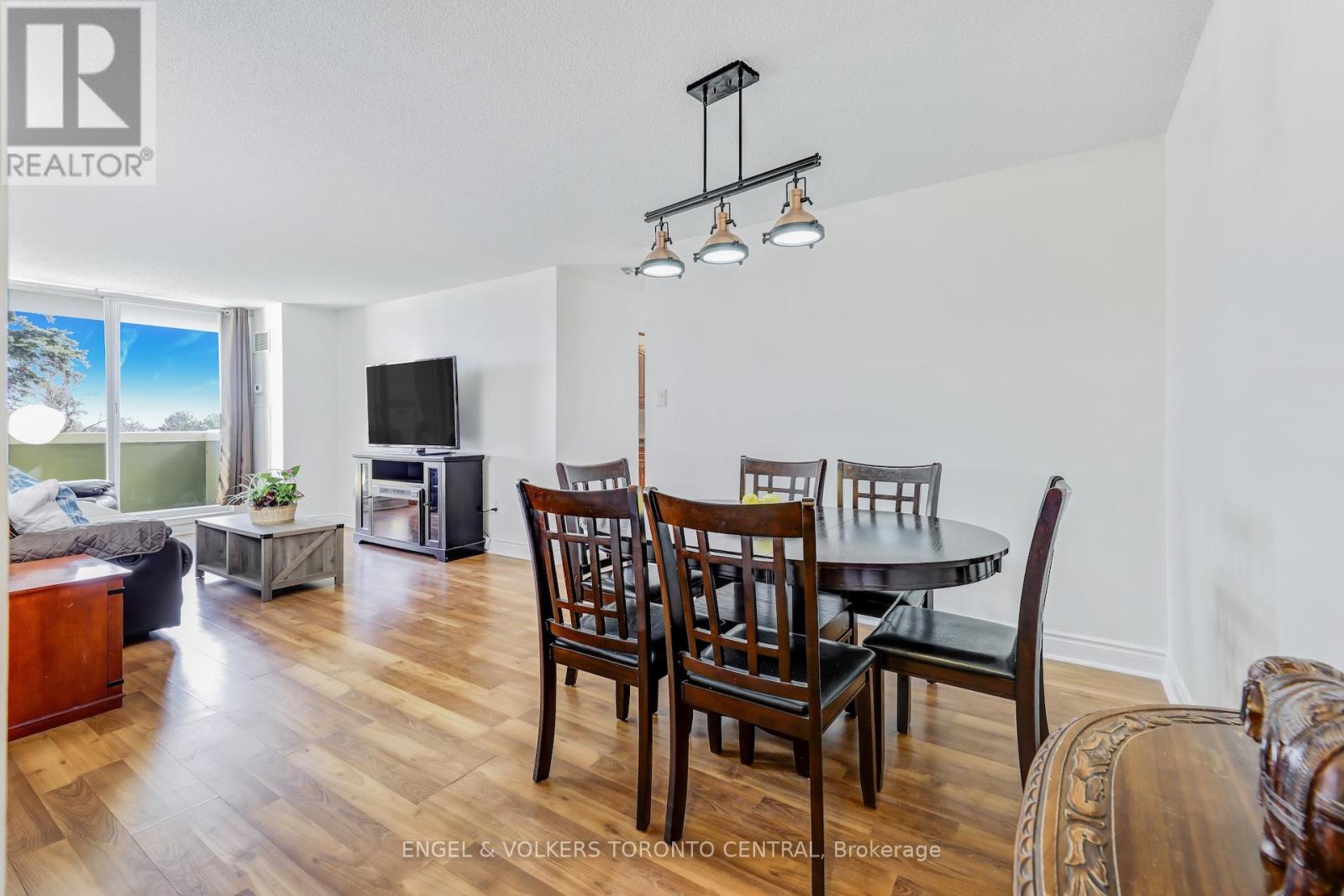 207 - 15 Sewells Road, Toronto, Ontario  M1B 3V7 - Photo 4 - E12661730