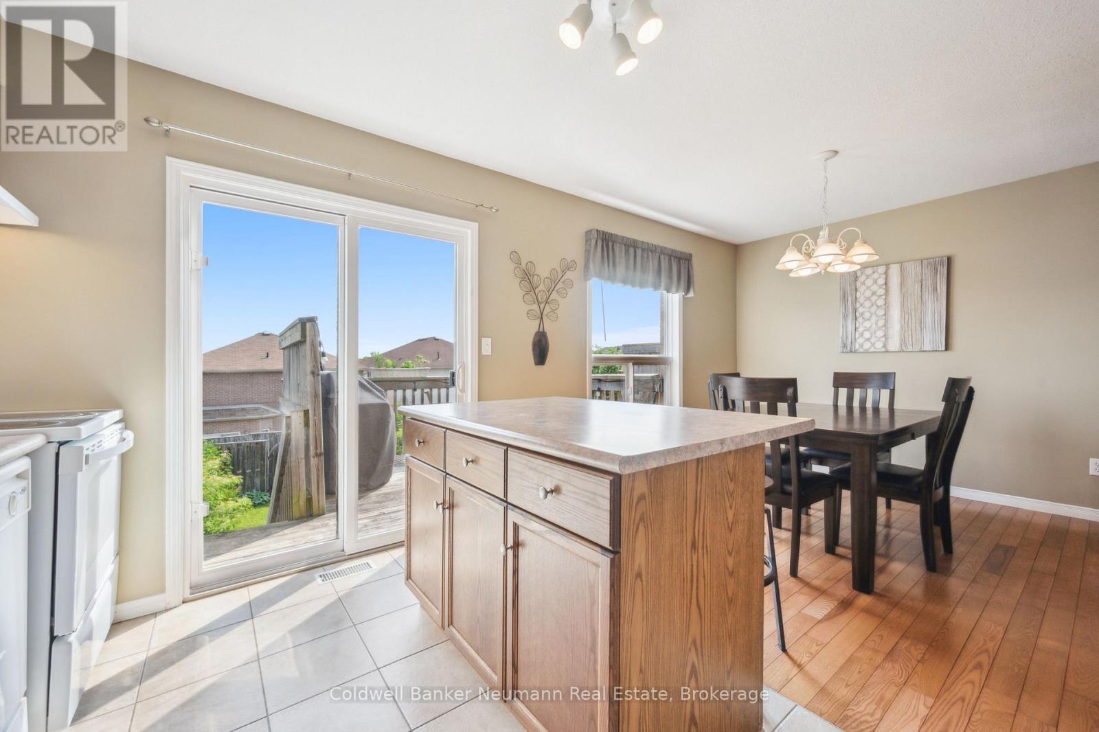 60 Hasler Crescent, Guelph, Ontario  N1L 0A3 - Photo 17 - X12660938