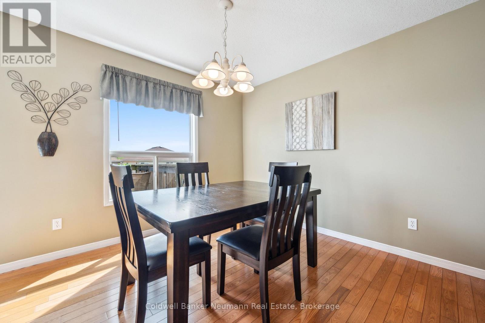 60 Hasler Crescent, Guelph, Ontario  N1L 0A3 - Photo 9 - X12660938