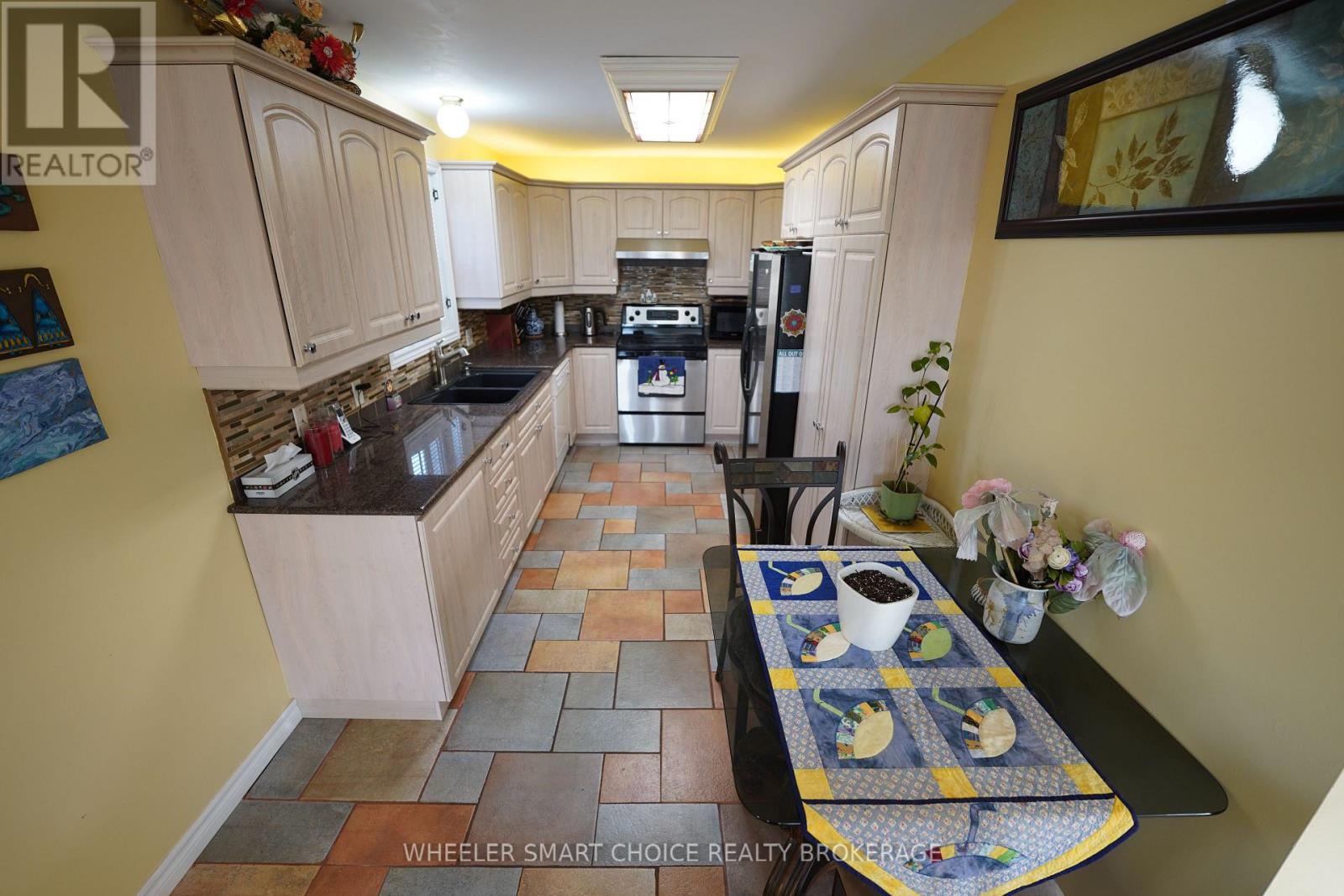 2135 Pitt Street, Cornwall, Ontario K6K 1A1 - Photo 11 - X12661618