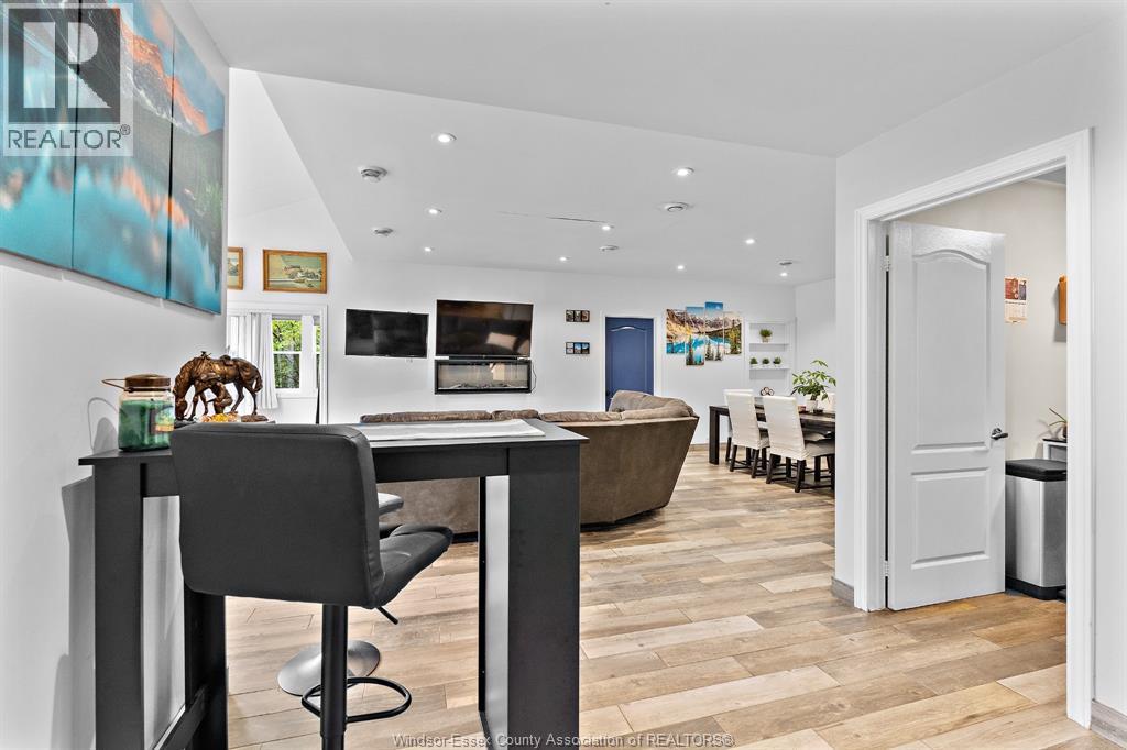 2005 South Middle Road, Lakeshore, Ontario  N0R 1V0 - Photo 10 - 26000126