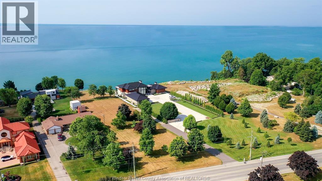 366 Seacliff Drive West, Leamington, Ontario N8H 4E1 - Photo 3 - 26000122