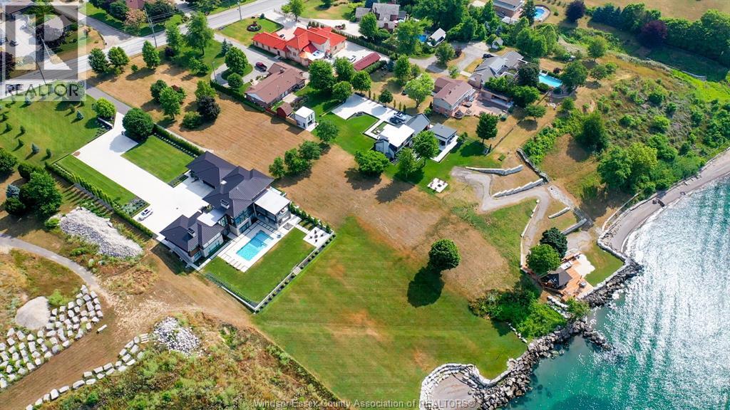 366 Seacliff Drive West, Leamington, Ontario N8H 4E1 - Photo 5 - 26000122