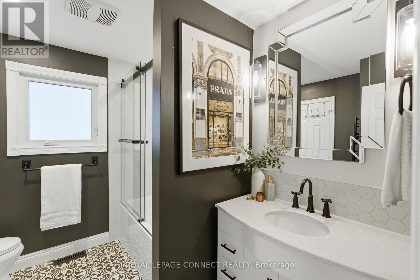 856 Sorrento Avenue, Oshawa, Ontario  L1J 6V9 - Photo 10 - E12661158