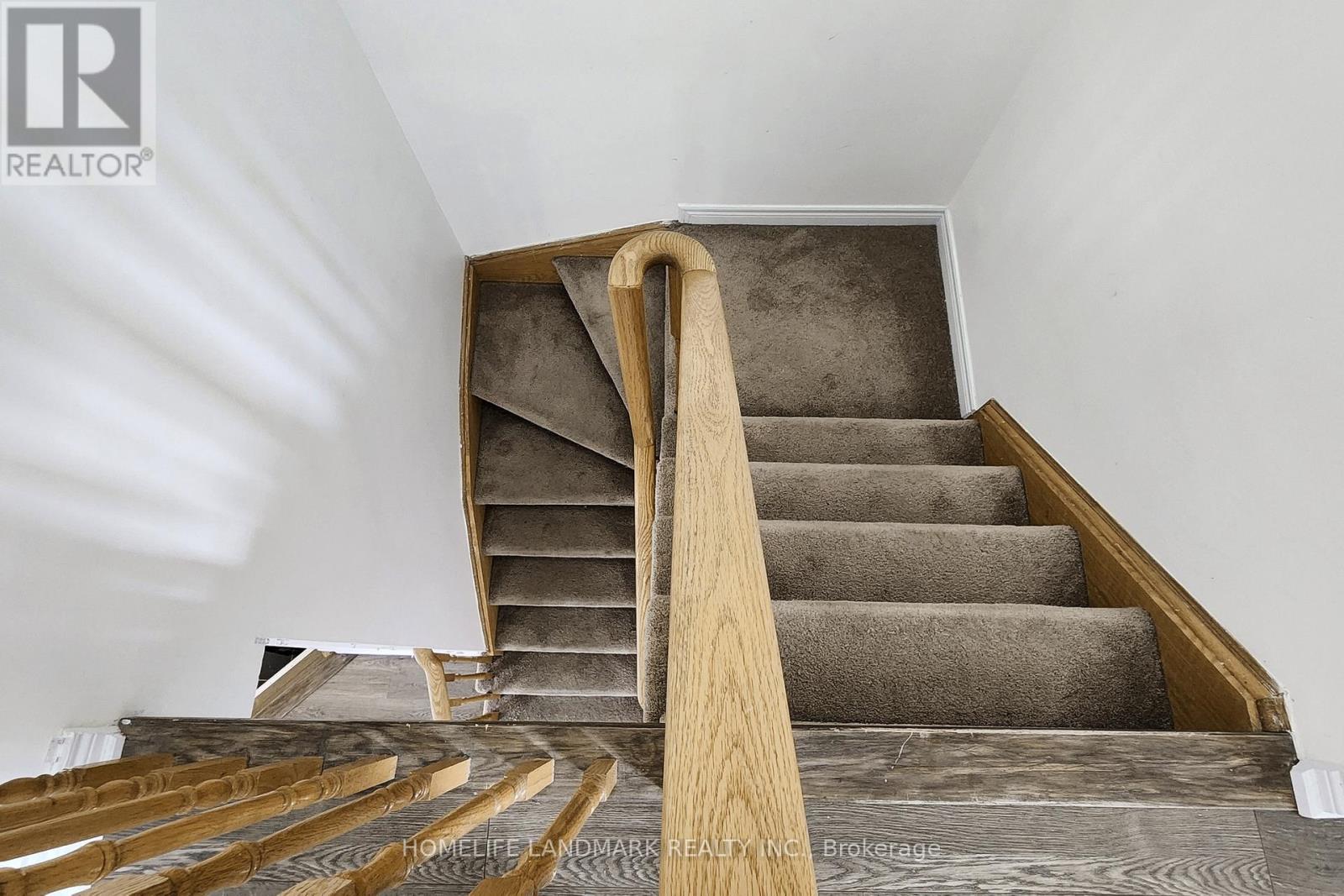 108 Sunway Square, Markham, Ontario  L3P 7X6 - Photo 18 - N12661600