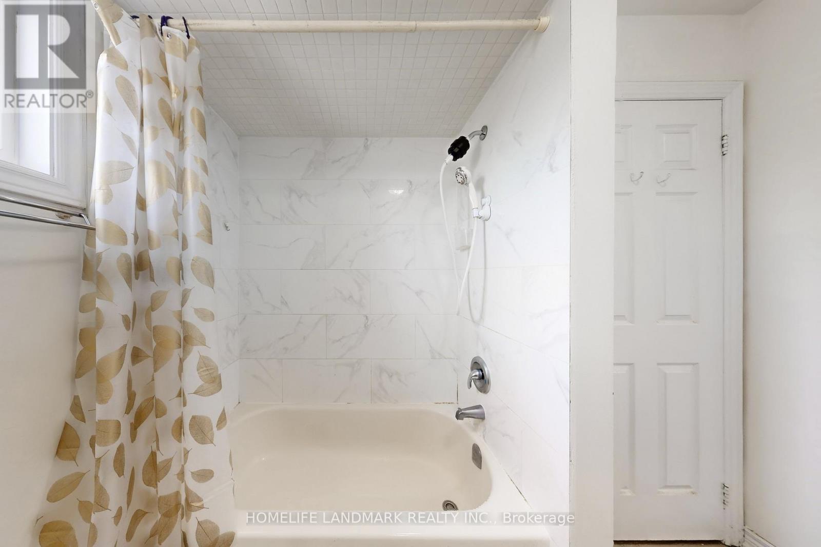 108 Sunway Square, Markham, Ontario  L3P 7X6 - Photo 30 - N12661600