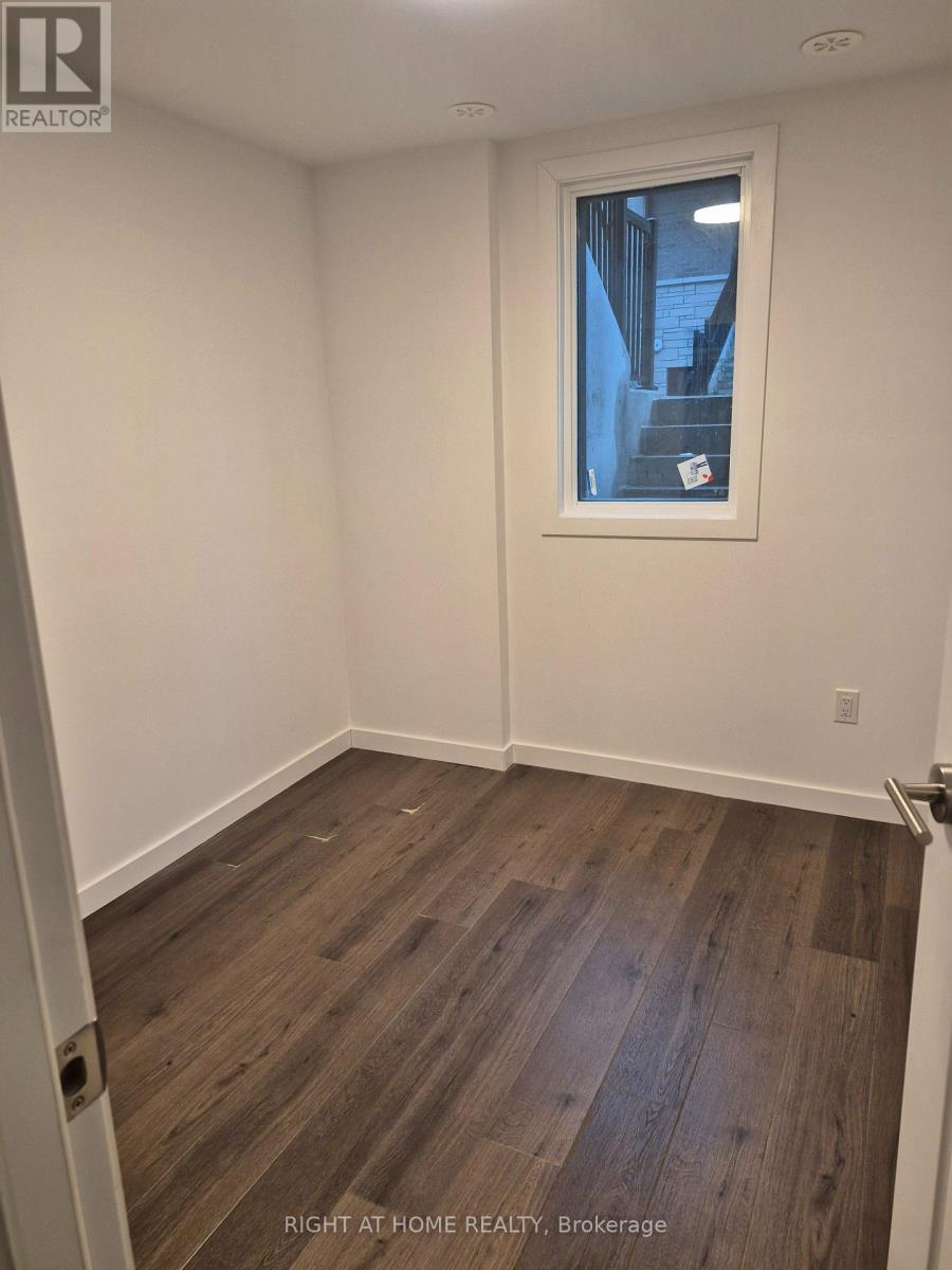 12 - 113 Marydale Avenue, Markham, Ontario  L3S 0E3 - Photo 11 - N12661656