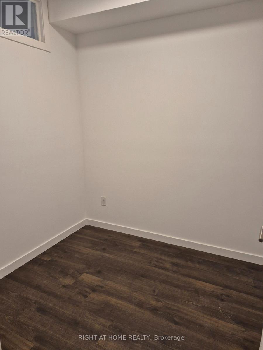 12 - 113 Marydale Avenue, Markham, Ontario  L3S 0E3 - Photo 7 - N12661656