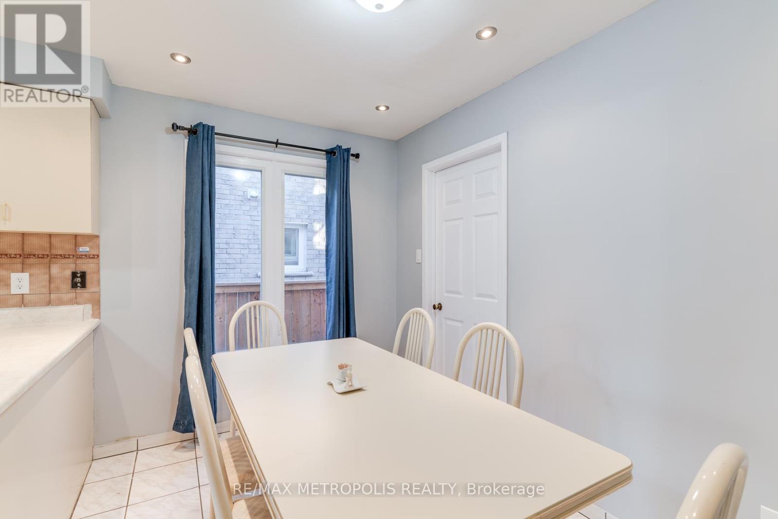 Main - 113 Cimmaron Street, Markham, Ontario  L3S 2G7 - Photo 14 - N12661658