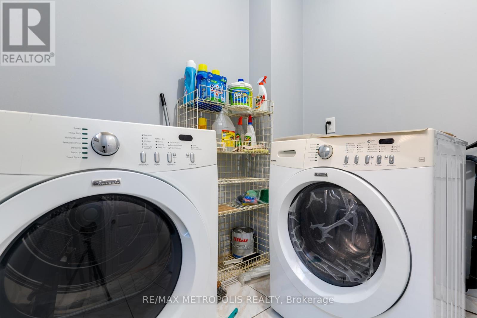 Main - 113 Cimmaron Street, Markham, Ontario  L3S 2G7 - Photo 15 - N12661658