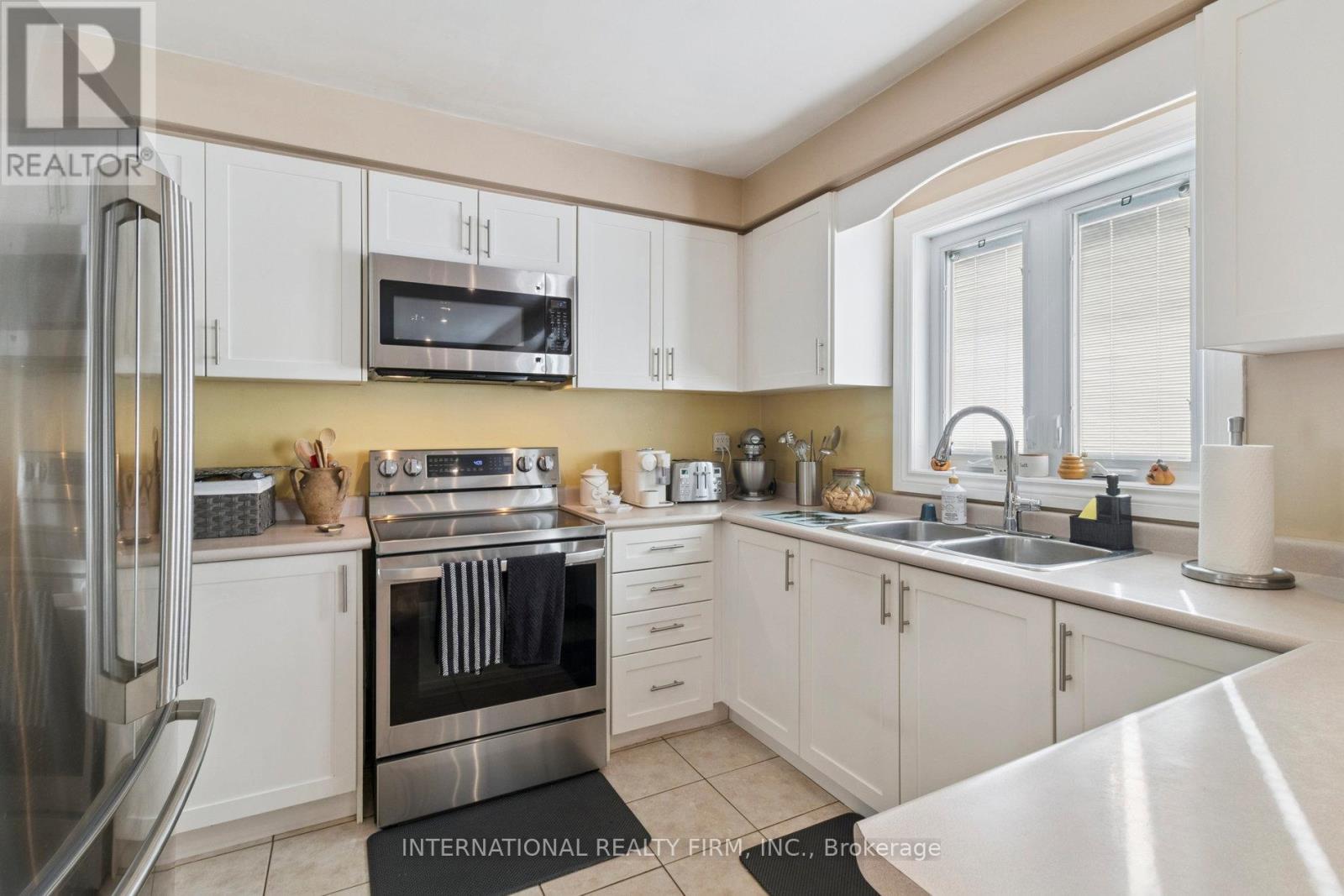 76 Timberwolf Crescent, Vaughan, Ontario  L4H 2W1 - Photo 18 - N12661714