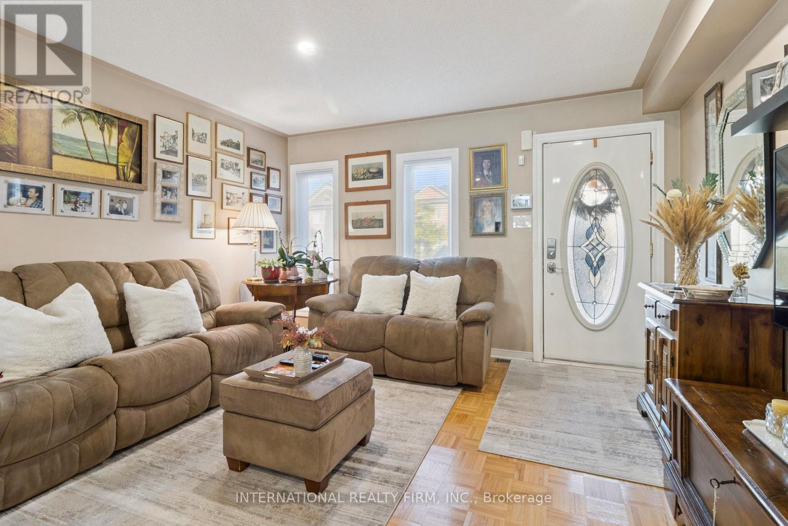 76 Timberwolf Crescent, Vaughan, Ontario  L4H 2W1 - Photo 7 - N12661714