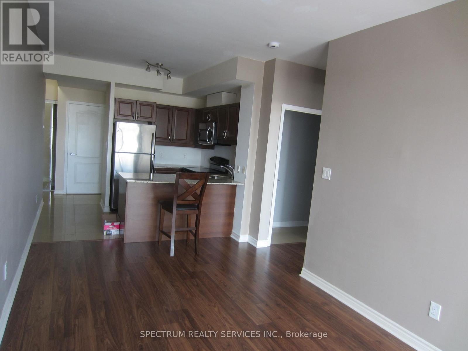 1307 - 3865 Lake Shore Boulevard W, Toronto, Ontario  M8W 1R4 - Photo 7 - W12584502