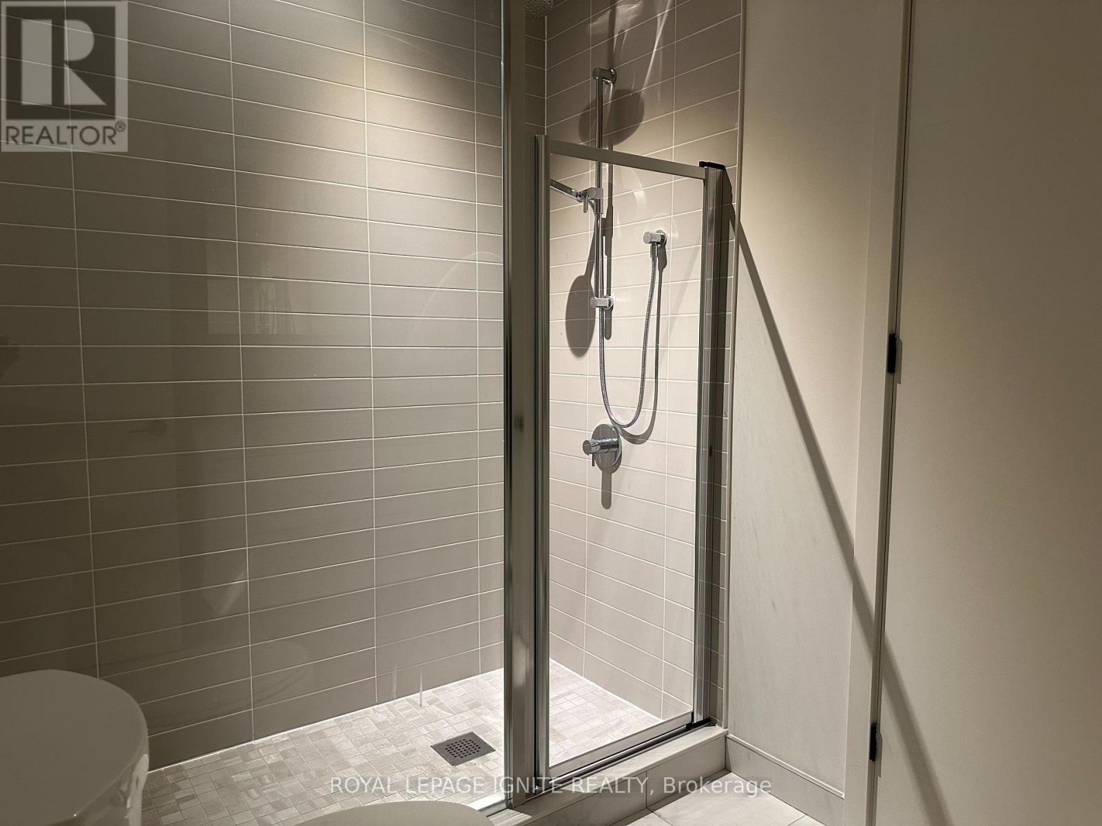 207 - 123 Maurice Drive, Oakville, Ontario  L6K 2W6 - Photo 19 - W12660974