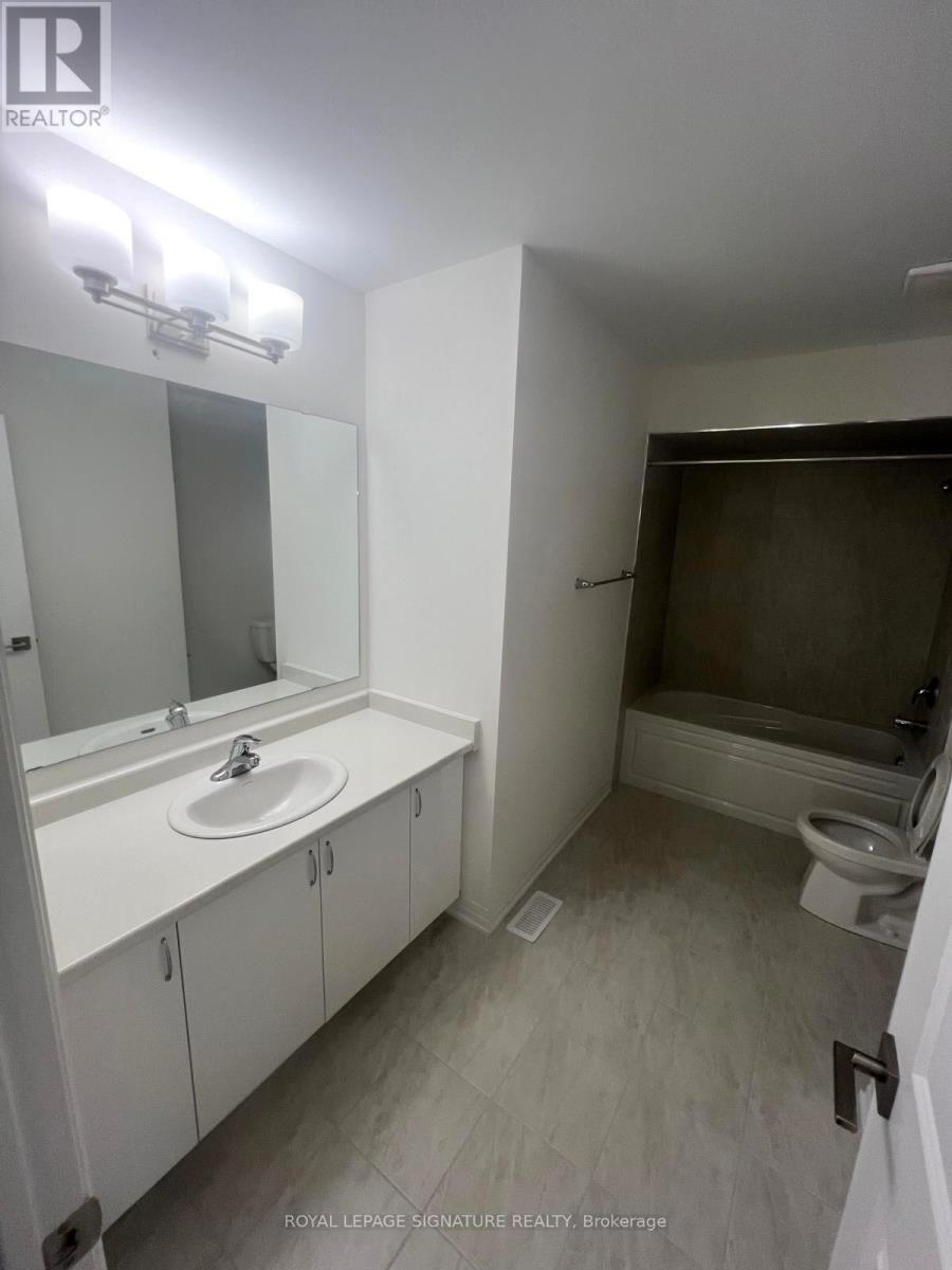 3146 Searidge Street, Severn, Ontario  L3V 0Y4 - Photo 14 - S12661624