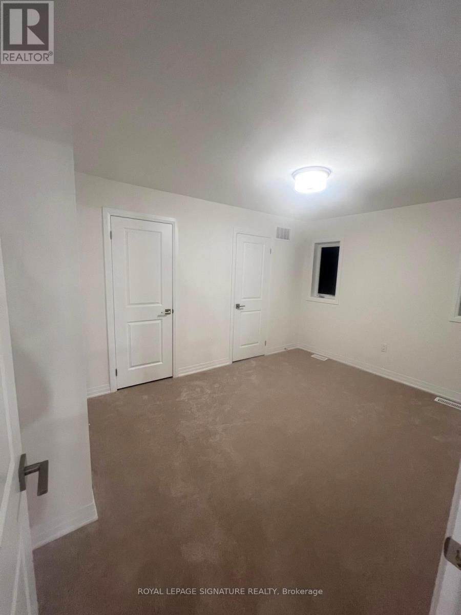 3146 Searidge Street, Severn, Ontario  L3V 0Y4 - Photo 15 - S12661624