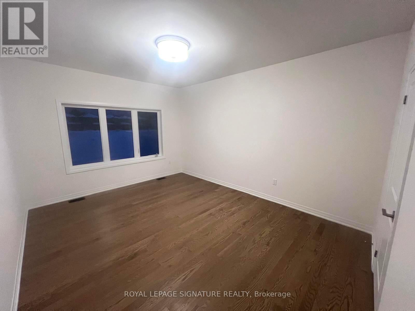 3146 Searidge Street, Severn, Ontario  L3V 0Y4 - Photo 6 - S12661624