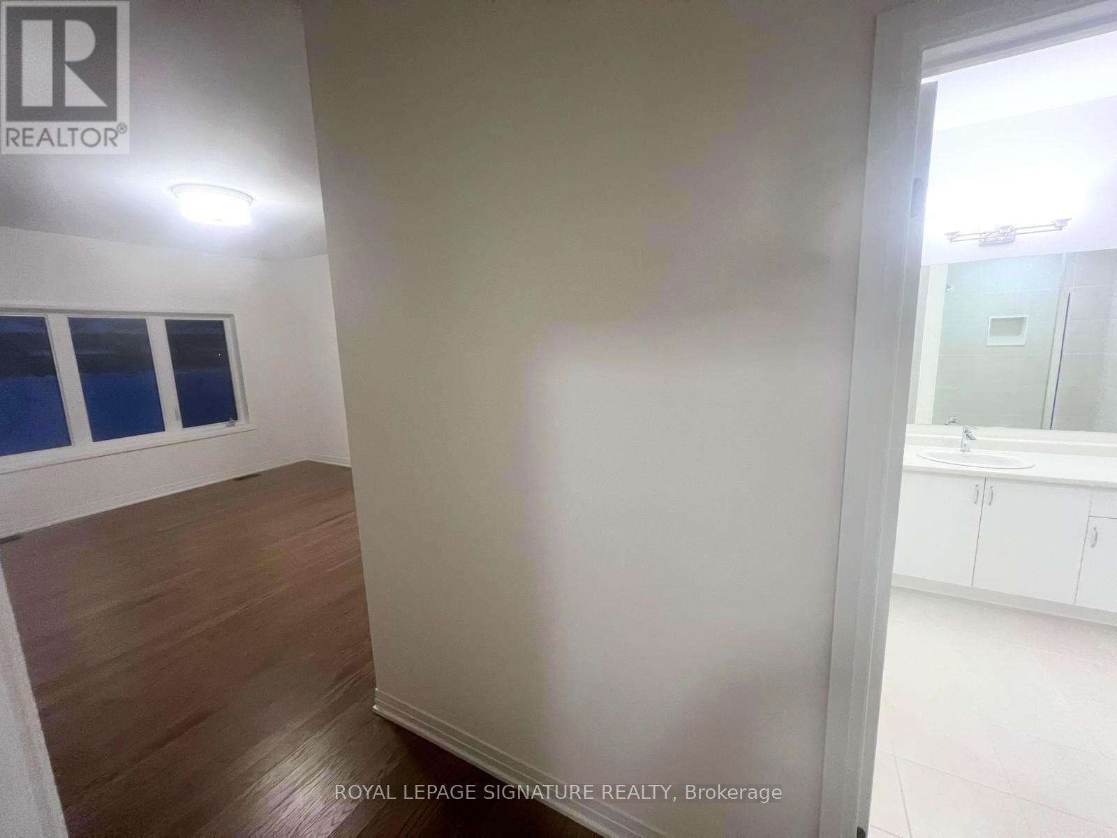 3146 Searidge Street, Severn, Ontario  L3V 0Y4 - Photo 7 - S12661624