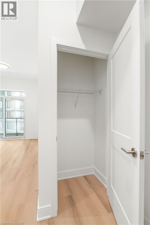25 Wellington Street S Unit# 1009, Kitchener, Ontario  N2G 0G5 - Photo 33 - 40794386