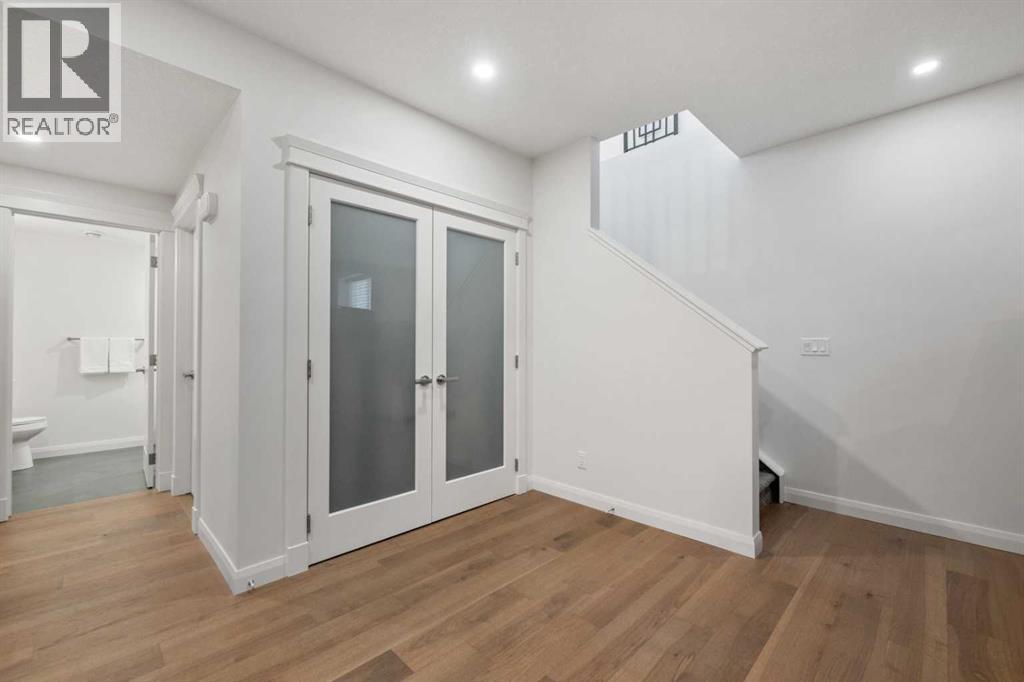 218 Mitchell Heath Nw, Calgary, Alberta  T3R 2G2 - Photo 26 - A2267140