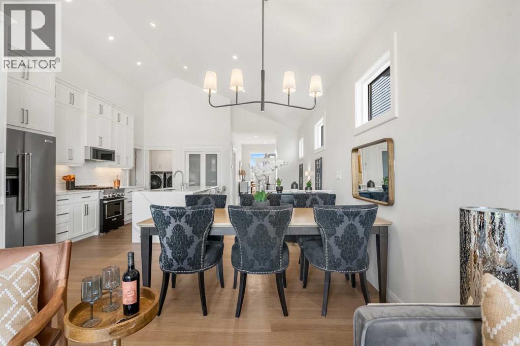 218 Mitchell Heath Nw, Calgary, Alberta  T3R 2G2 - Photo 11 - A2267140