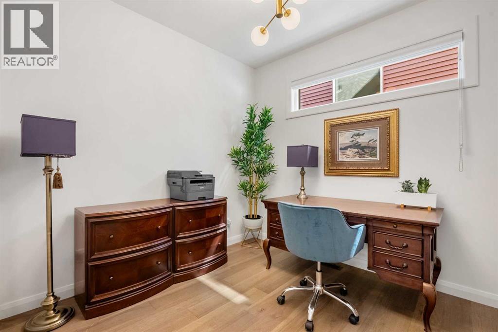 218 Mitchell Heath Nw, Calgary, Alberta  T3R 2G2 - Photo 23 - A2267140