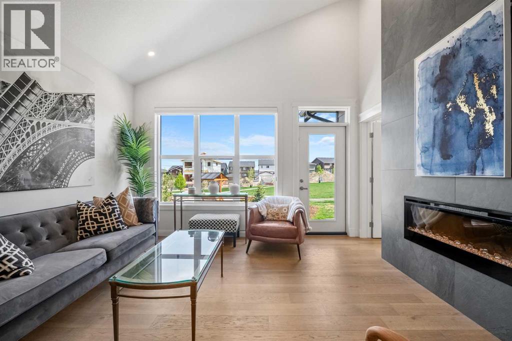 218 Mitchell Heath Nw, Calgary, Alberta  T3R 2G2 - Photo 6 - A2267140