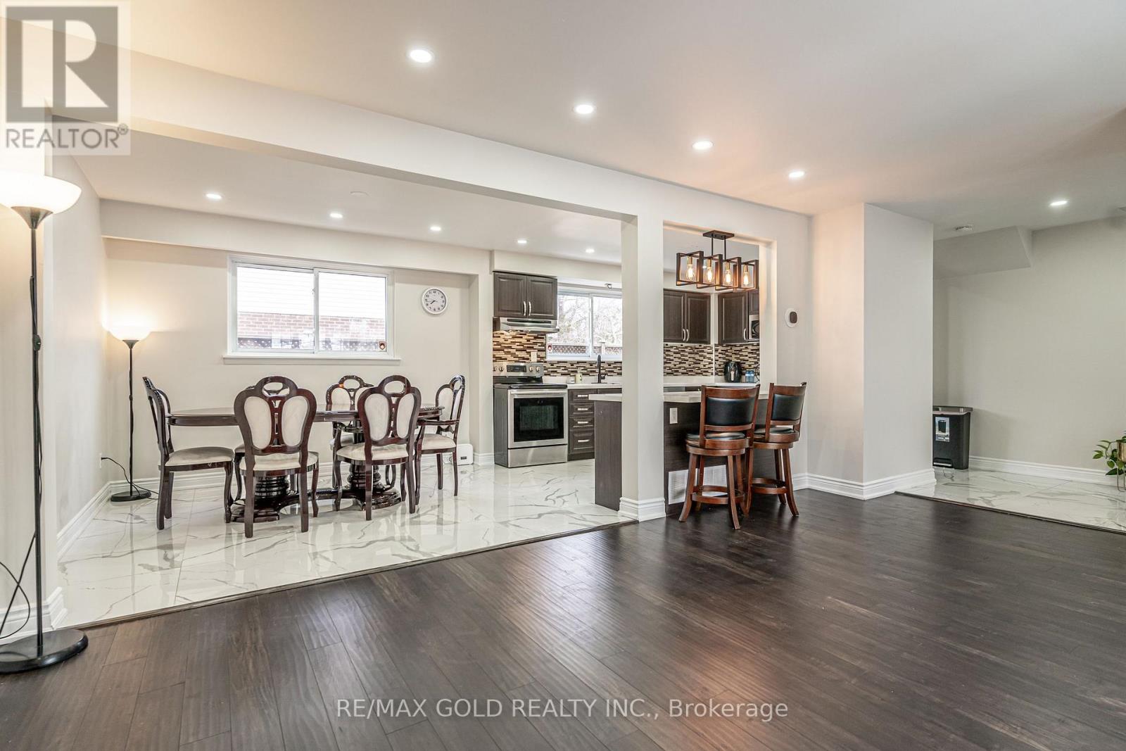 1 Elrose Road, Brampton, Ontario  L6T 2C2 - Photo 10 - W12661552