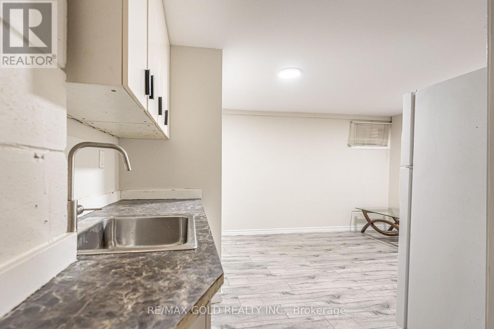 1 Elrose Road, Brampton, Ontario  L6T 2C2 - Photo 39 - W12661552